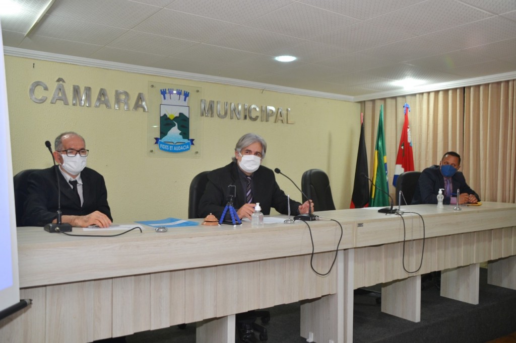 Câmara Municipal de Monteiro retoma sessões ordinárias com todas as medidas de prevenção